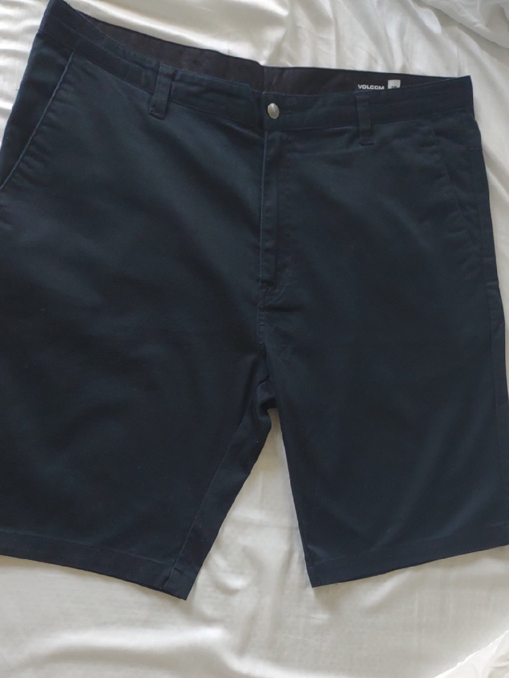 Volcom Vmonty Men's Black Flat Front Shorts